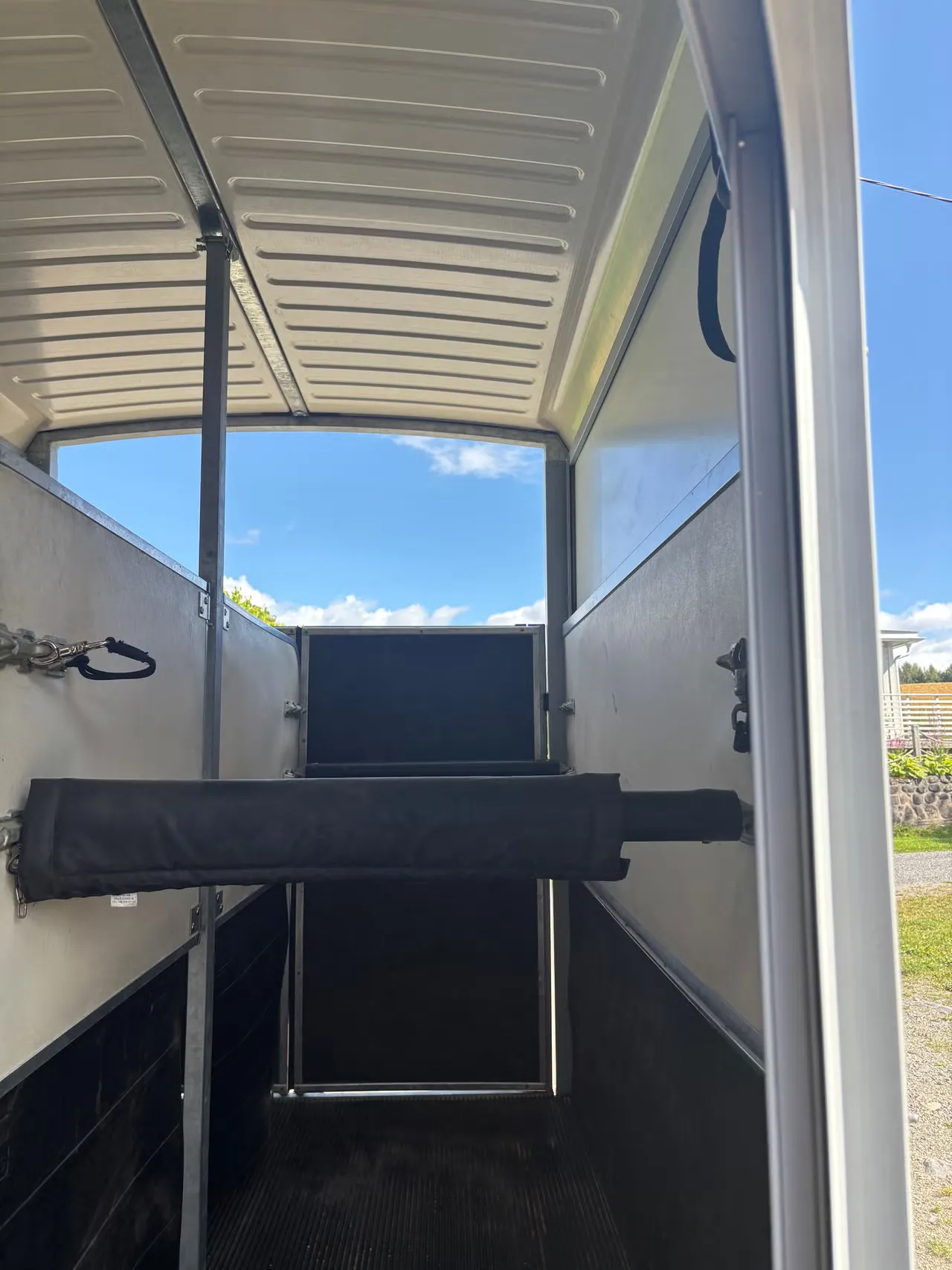 Ifor Williams HB511 Pferdeanhänger - 2 Pferde bis 17.2 hh Alu Frontausstieg 2700kg – Bild 5