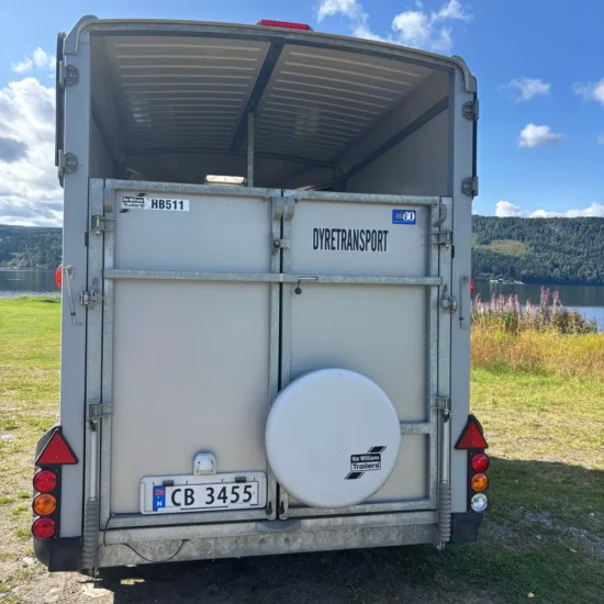 Ifor Williams HB511 Pferdeanhänger - 2 Pferde bis 17.2 hh Alu Frontausstieg 2700kg – Bild 4