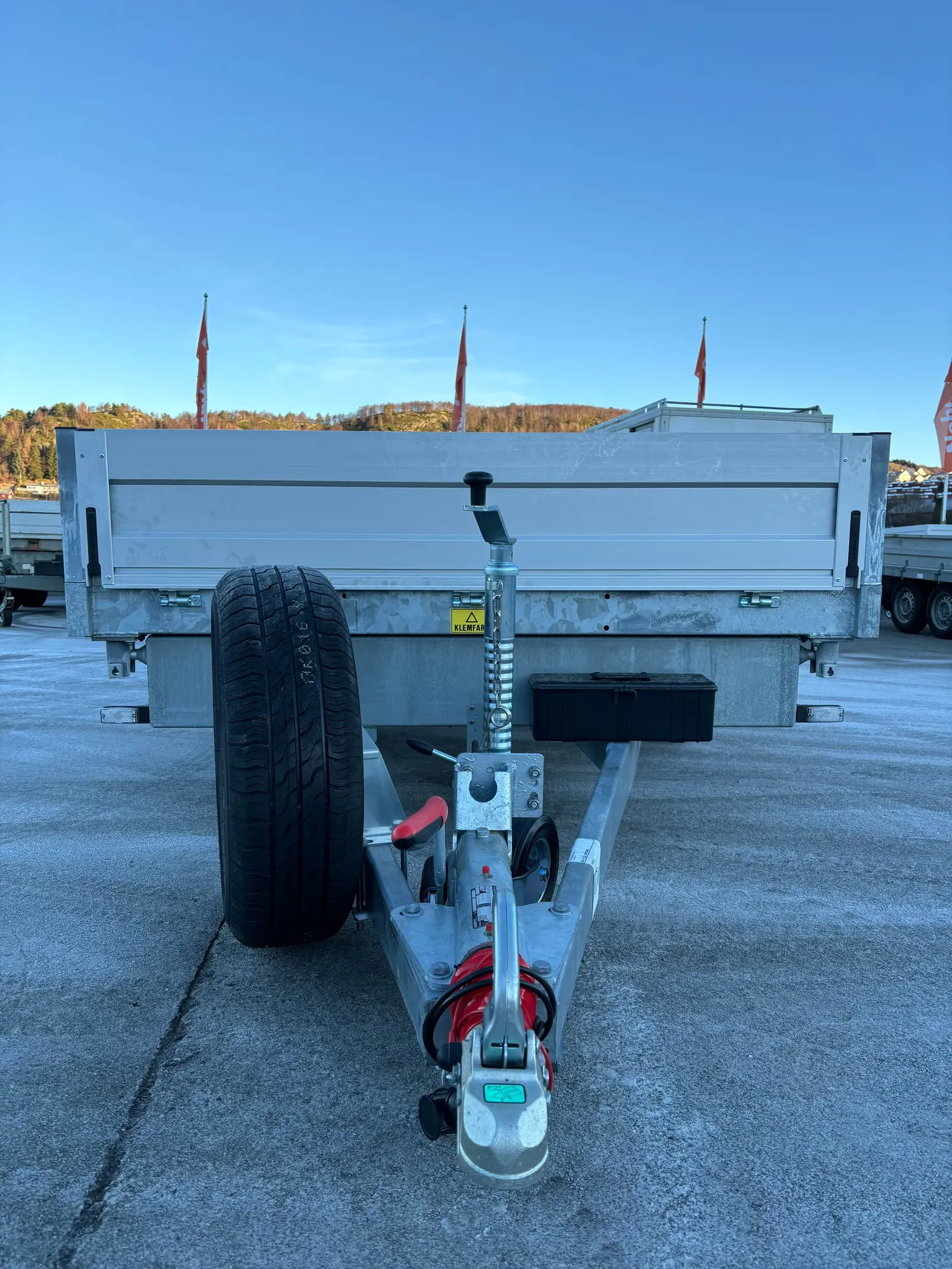 Dreiseitenkipper Tysse 6386 (2.700 kg Tandem-Kipper) – Bild 2