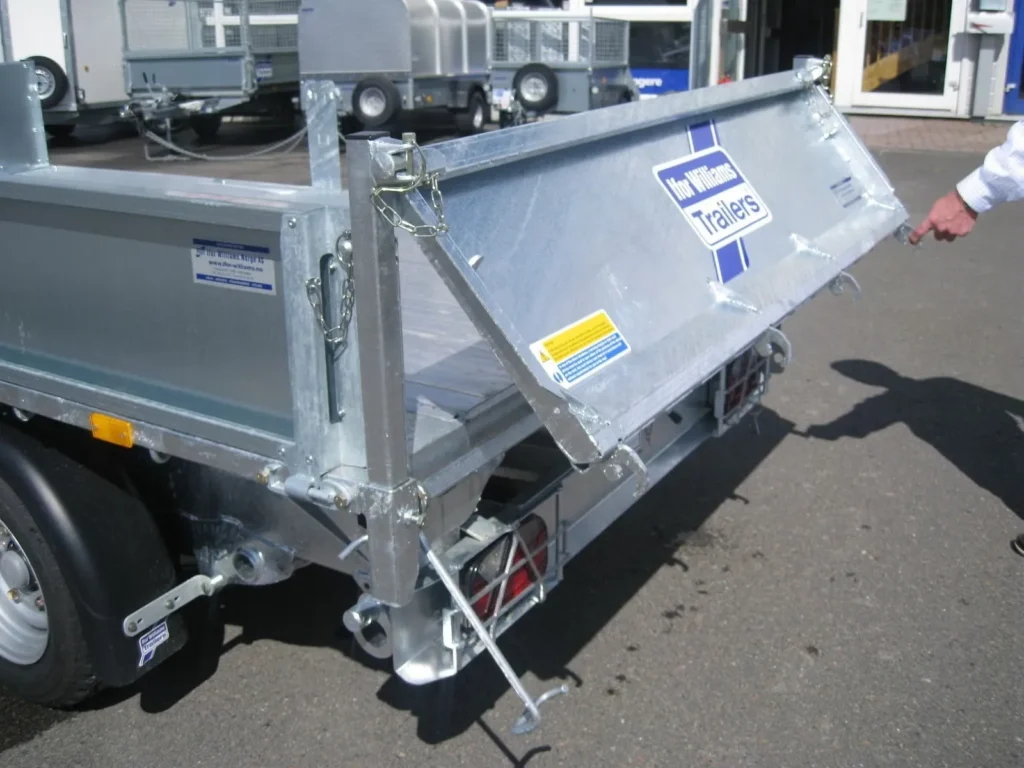 Schwerlast-Dreiseitenkipper / Allroundtransporter Ifor Williams TT3621 (3.500 kg Profi-Kippanhänger)