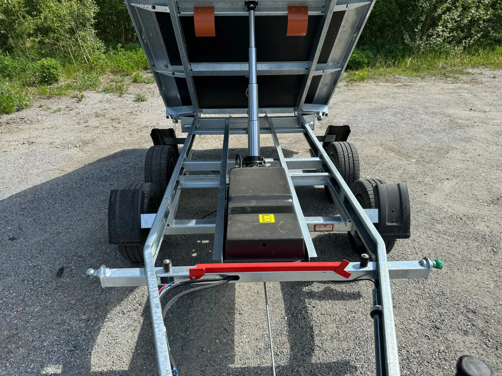 Dreiseitenkipper Debon PW3.3 - 3500 Black Edition (3.500 kg Profi-Anhänger) – Bild 4