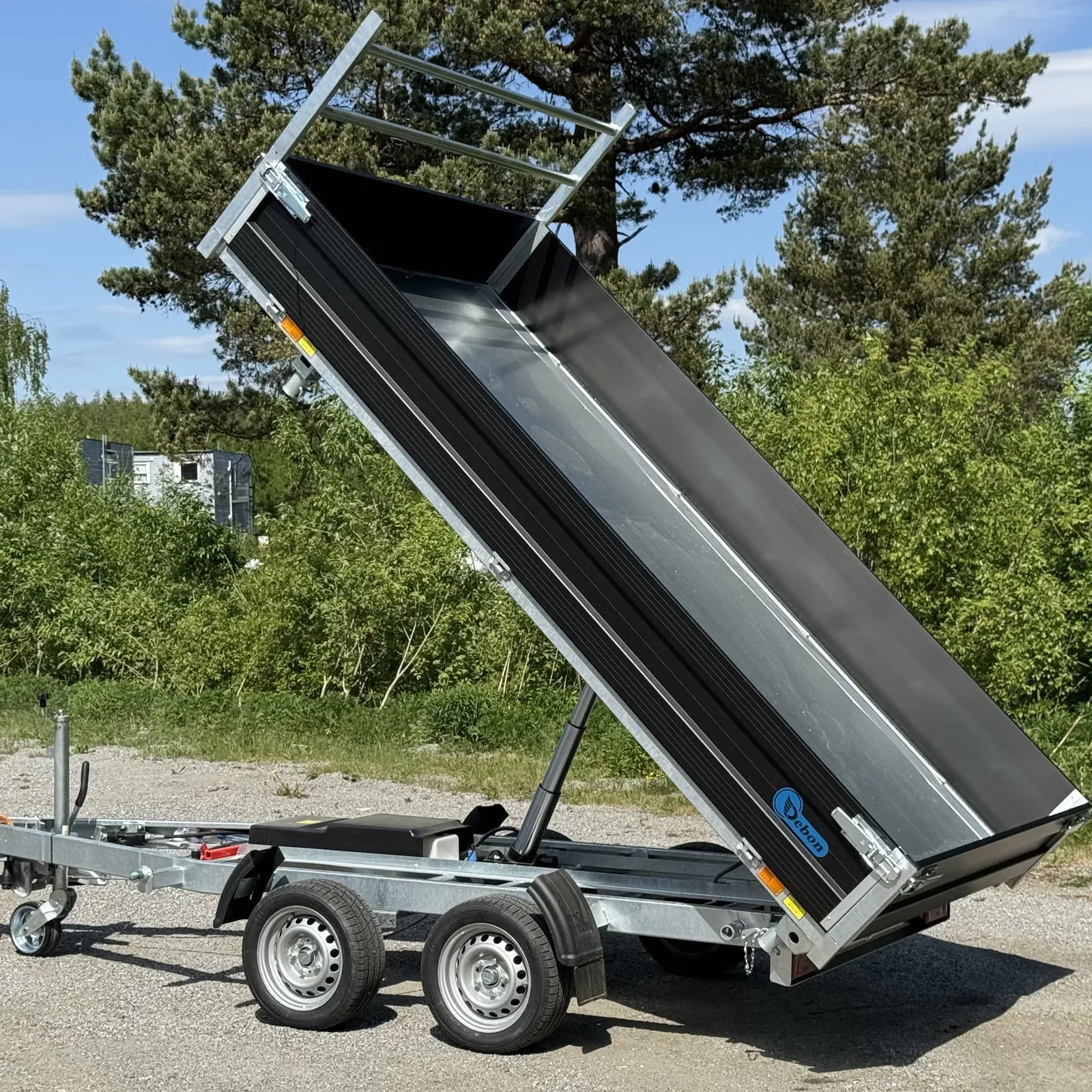 Dreiseitenkipper Debon PW3.3 - 3500 Black Edition (3.500 kg Profi-Anhänger) – Bild 3