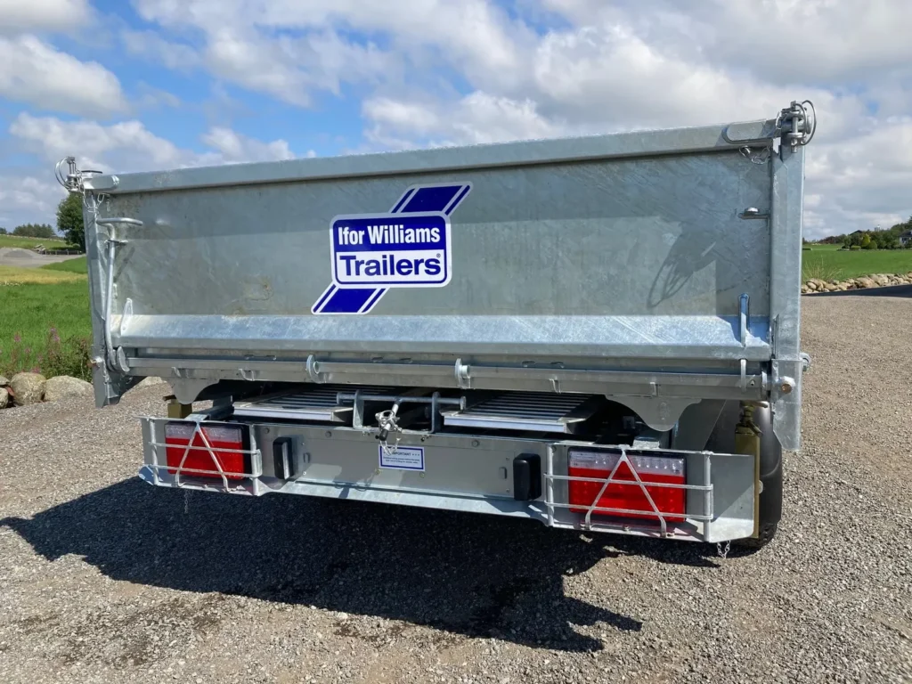 Dreiseitenkipper Ifor Williams TT3017 (3.500 kg Schwerlast-Kipper)