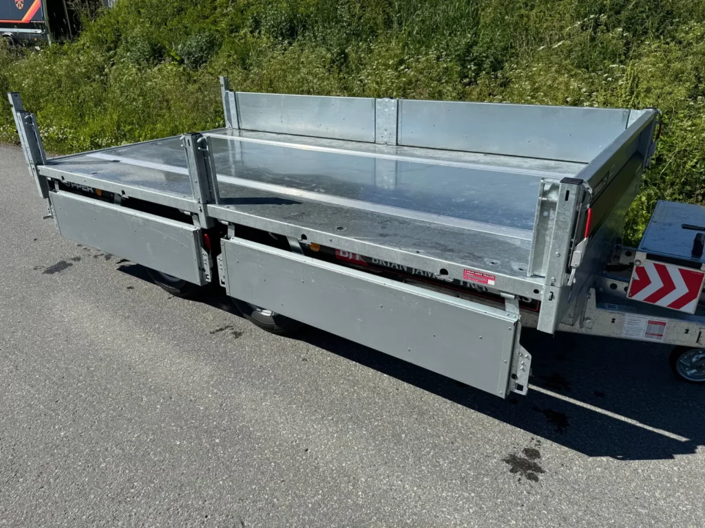Gebrauchter Dreiseitenkipper Brian James Tipper 526-3116-27-2-13 (Guter Zustand)