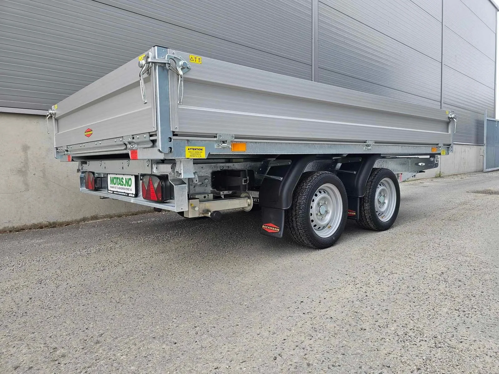 Dreiseitenkipper Böckmann DK-AL 3218/35P (3.500 kg Tandem-Kipper) – Bild 1