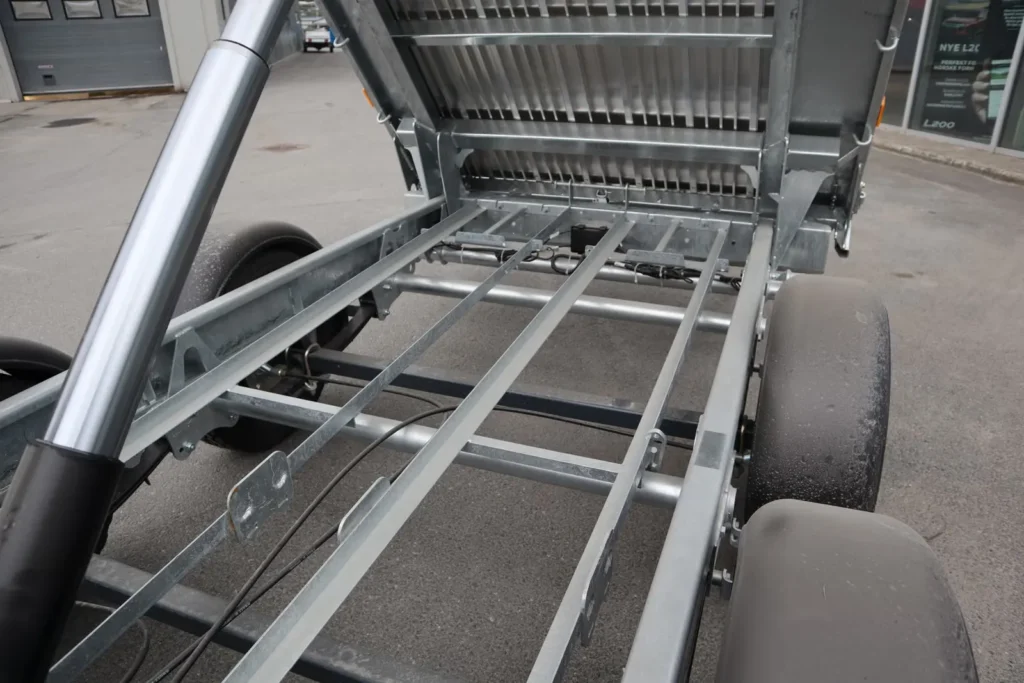 Dreiseitenkipper Ifor Williams TT 3017 (3.500 kg Schwerlast-Kipper)