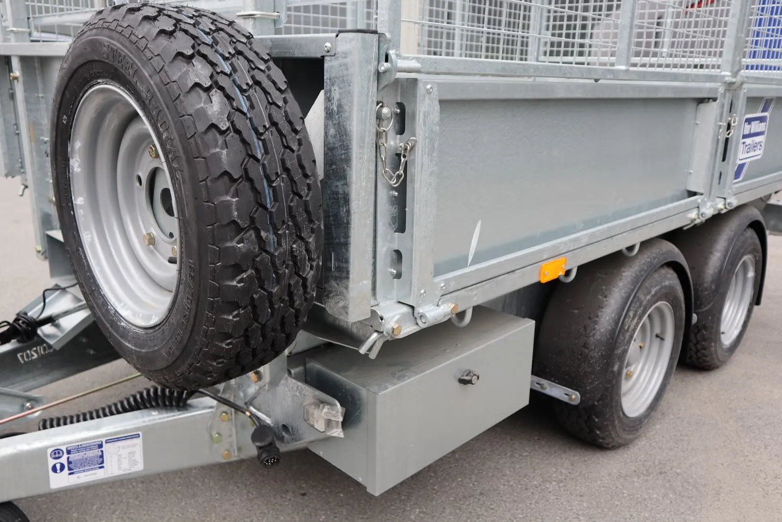 Dreiseitenkipper Ifor Williams TT 3017 (3.500 kg Schwerlast-Kipper) – Bild 3