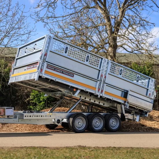 Dreiseitenkipper Brian James Tipper (Modell 526-4020-35-3-12 / 3.500 kg Tridem-Profi-Kipper) – Bild 5