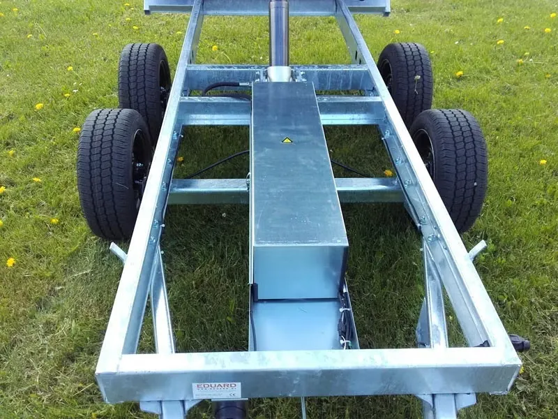 Dreiseitenkipper Eduard 3318 (2.700 – 3.500 kg Profi-Hochlader)