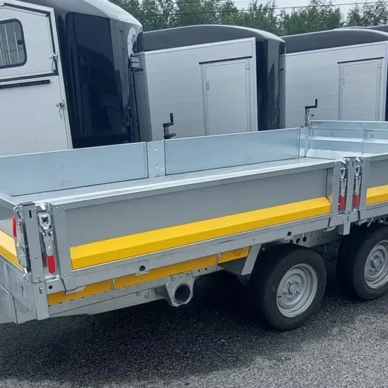 Dreiseitenkipper Brian James Tipper (Modell 526-3620-35-2-12 / 3.500 kg Tandem-Profi-Kipper) – Bild 1