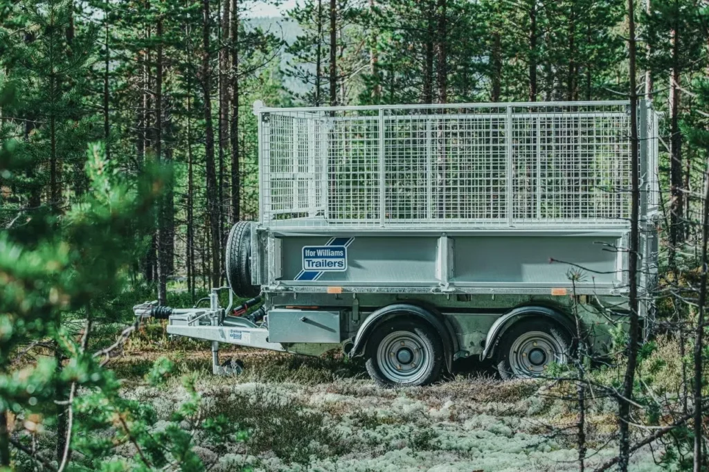 Rückwärtskipper Ifor Williams TT2515 (2.700 kg Tandem-Schwerlastkipper)