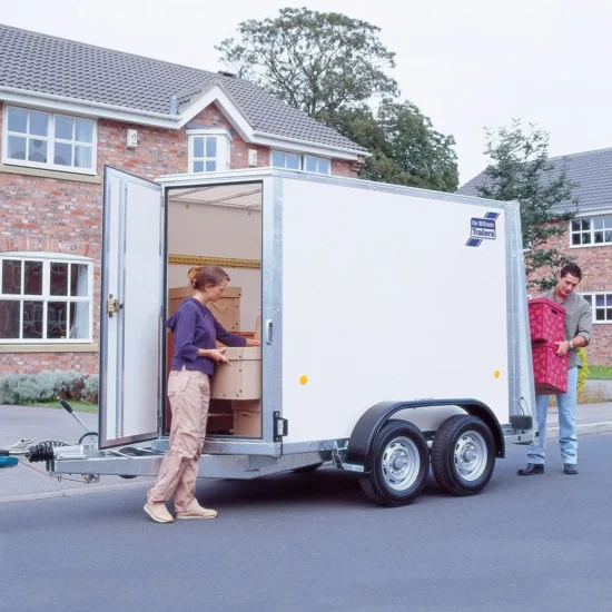 Ifor Williams BV105 Kofferanhänger - 2700kg Tandem Parabelfederung Aero-Front Kombirampe – Bild 11