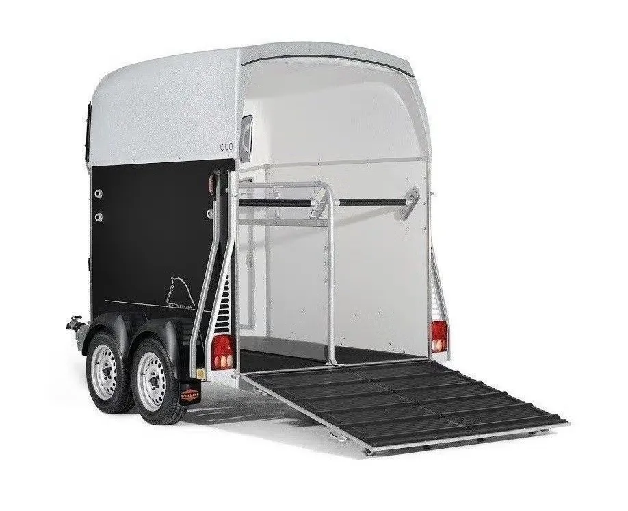Böckmann Duo C mit Kutschenhalterung - 2 Pferde CFF 2700kg Kutschenanhänger Sperrholz