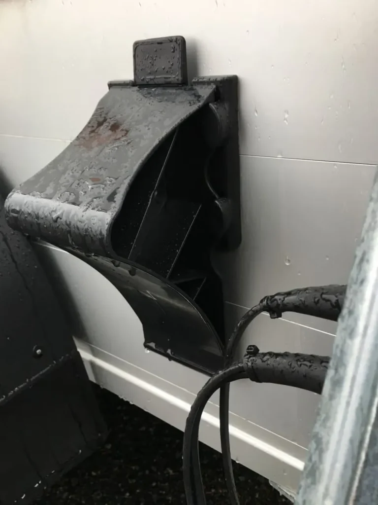 Cheval Liberté Touring Country - 2 Pferde Aluminium Frontausstieg Pullman2 Fahrwerk