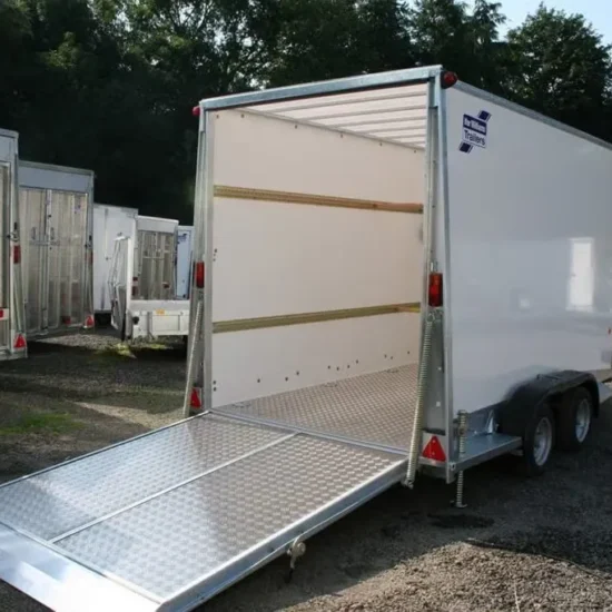 Ifor Williams BV106 Kofferanhänger - 3500kg Tandem Parabelfederung Aero-Front 12-Zoll – Bild 3