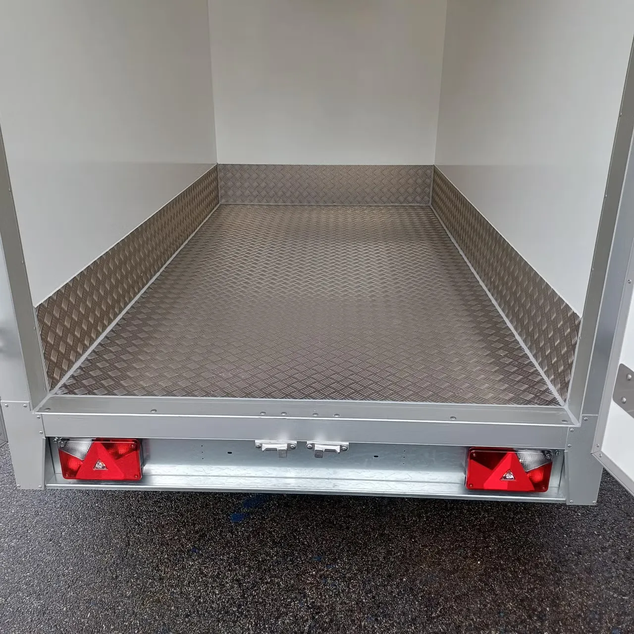 Variant 2517 F3 Tiefkühlanhänger - 2500kg Tandem 80mm Isolation -20°C bis +10°C Alu-Boden – Bild 10