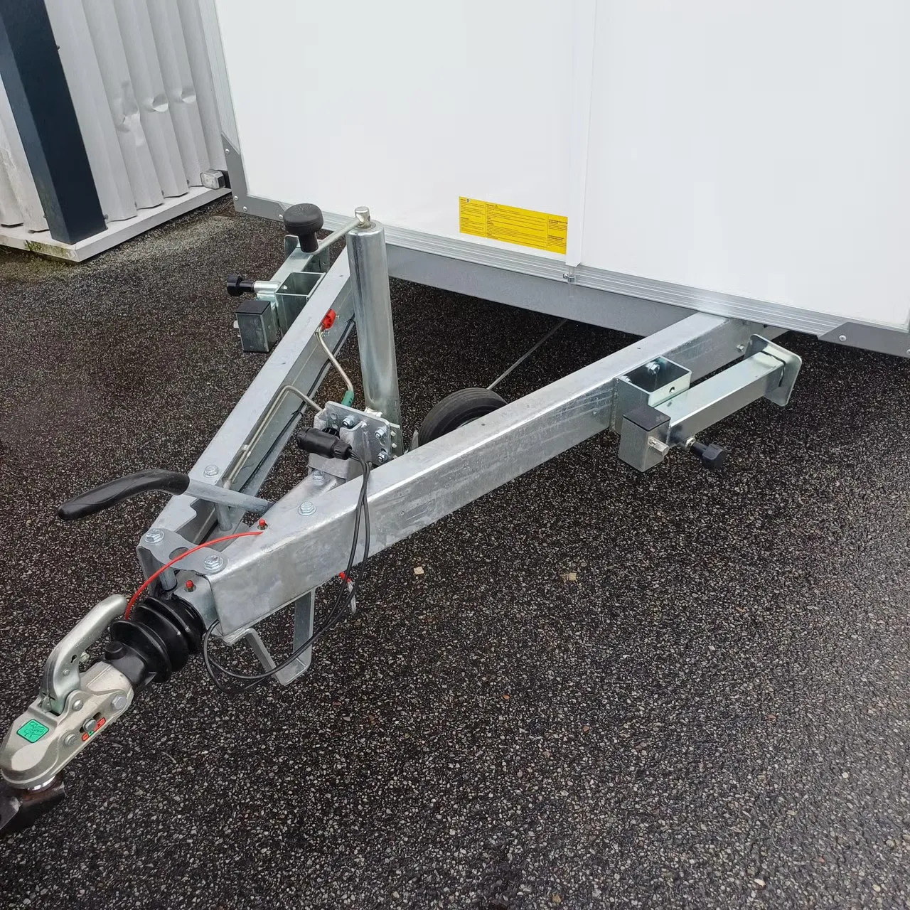 Variant 2517 F3 Tiefkühlanhänger - 2500kg Tandem 80mm Isolation -20°C bis +10°C Alu-Boden – Bild 5