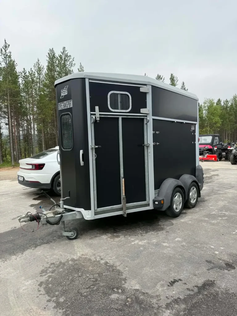 Ifor Williams HB Pferdeanhänger - 2 Pferde Aluminium Kamera Seitentür Flügeltüren