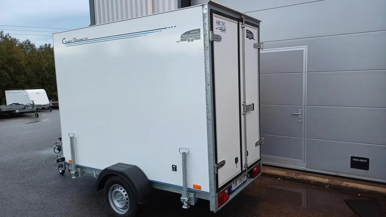 Arctic K-250-1350-D Kühlanhänger - 1350kg 1-Achser Standkühlung Alu-Wannenboden 230V – Bild 10