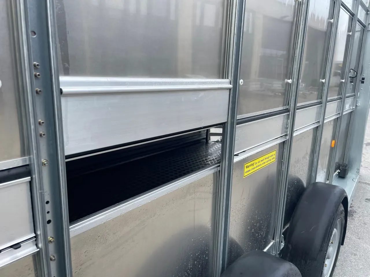 Ifor Williams TA510 14x7 Viehanhänger - 4.32m 2 Etagen EasyLoad Alu 3500kg – Bild 4