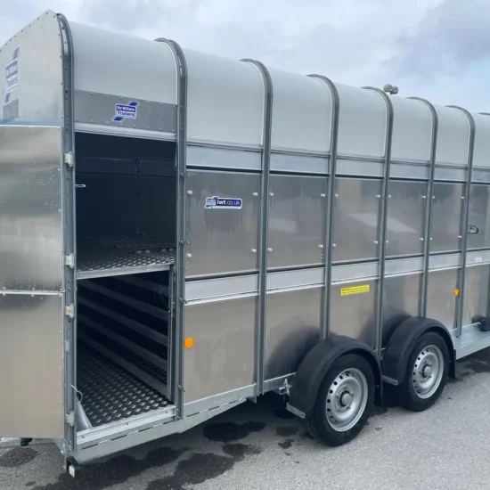 Ifor Williams TA510 14x7 Viehanhänger - 4.32m 2 Etagen EasyLoad Alu 3500kg – Bild 3