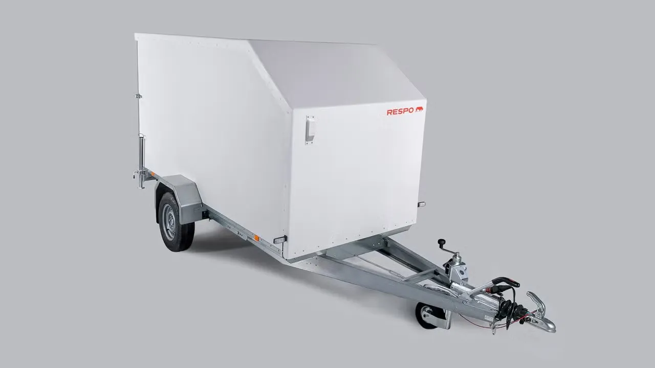 Ifor Williams BV85 7-Fuß Kofferanhänger - 2700kg Tandem Parabelfederung KombirampeStehhöhe – Bild 3