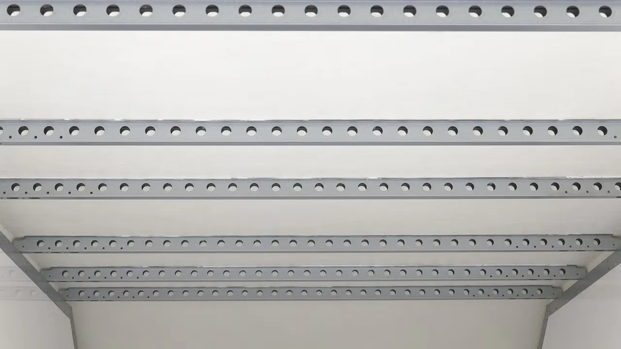 Respo RCR 4027-19 Kofferanhänger - 2700kg Tandem Blattfederung Sandwich LED M+S – Bild 5