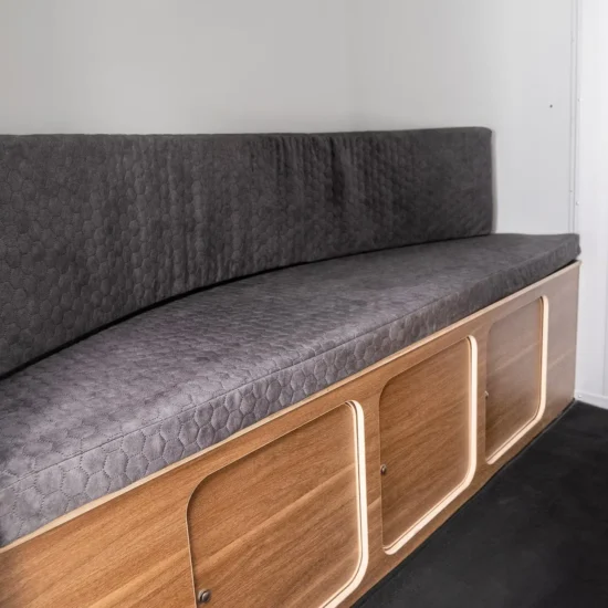 Cheval Liberté MAXI 3 Living - 3 Pferde Anhänger Wohnbereich Pullman2 Alu 3500kg – Bild 10