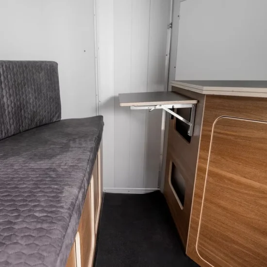 Cheval Liberté MAXI 3 Living - 3 Pferde Anhänger Wohnbereich Pullman2 Alu 3500kg – Bild 6