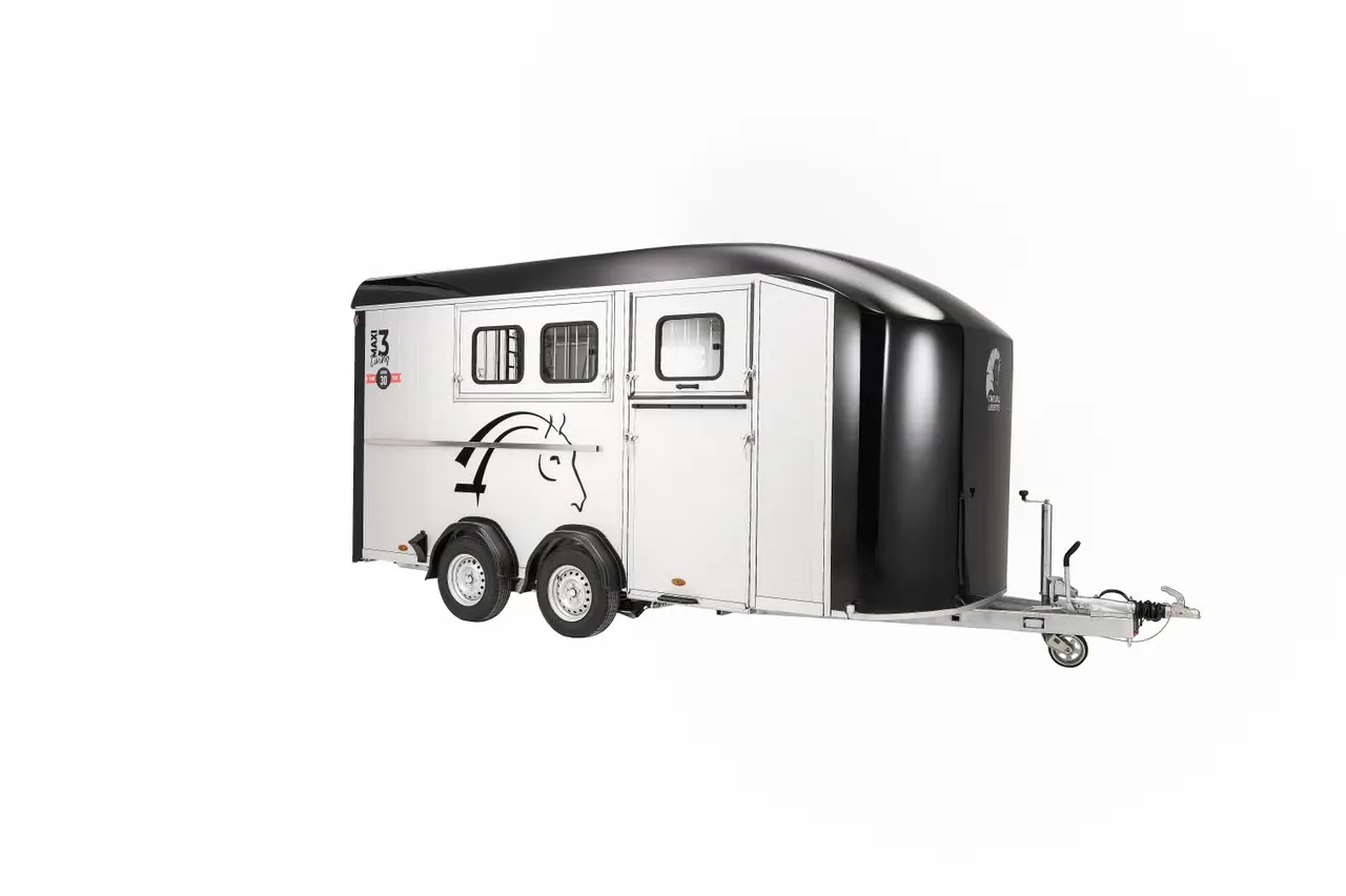 Cheval Liberté MAXI 3 Living - 3 Pferde Anhänger Wohnbereich Pullman2 Alu 3500kg – Bild 4