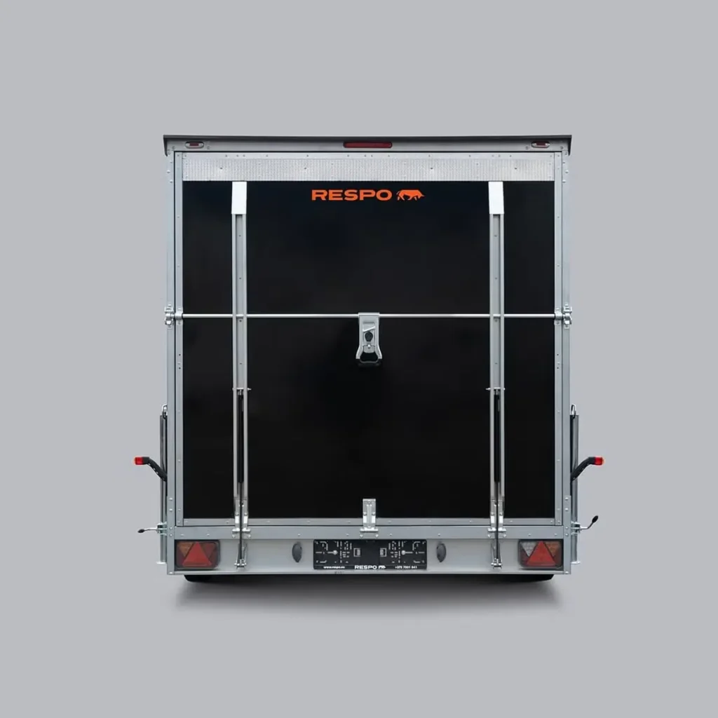 Respo Kofferanhänger 1500kg Isolierte Box - Dieselheizung 240V Rampe Blattfederung LED