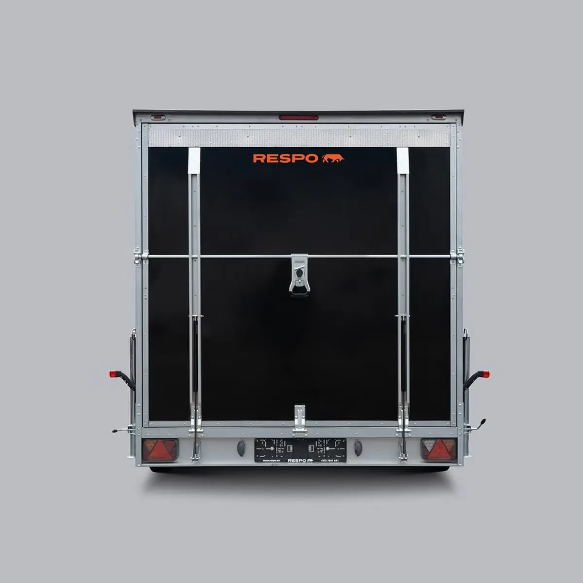 Respo Kofferanhänger 1500kg Isolierte Box - Dieselheizung 240V Rampe Blattfederung LED – Bild 3
