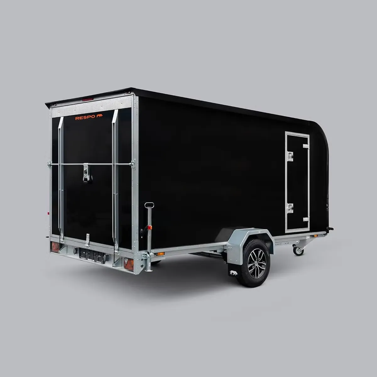 Respo Kofferanhänger 1500kg Isolierte Box - Dieselheizung 240V Rampe Blattfederung LED – Bild 2
