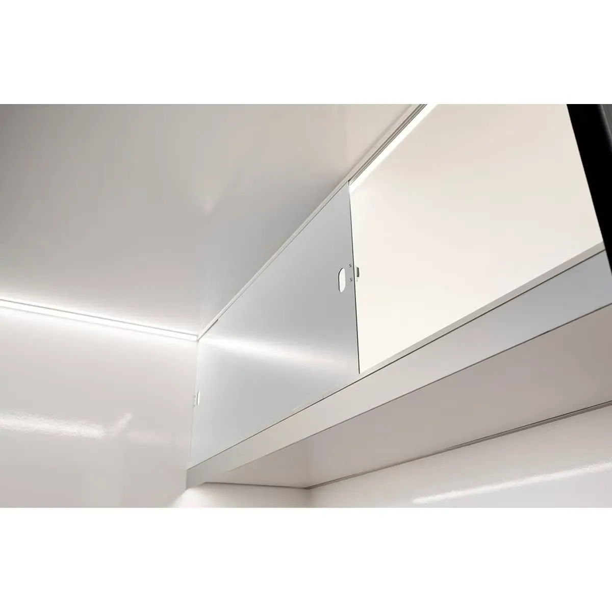 Respo Kofferanhänger 1500kg Isolierte Box - Dieselheizung 240V Rampe Blattfederung LED – Bild 8