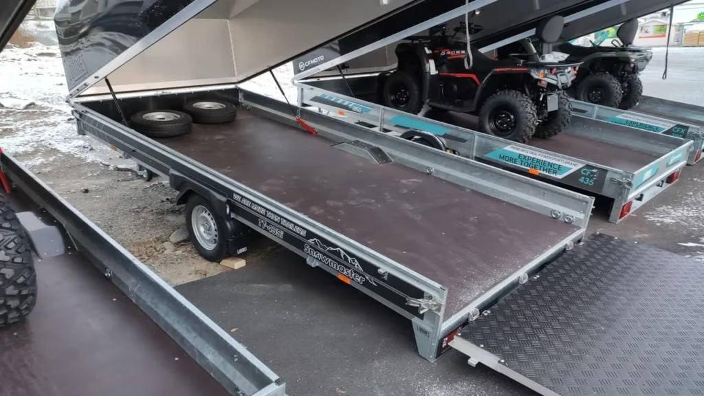 Snowmaster TTX-395i Motorschlittenanhänger - 1350kg 1-Achs Alukappe LED Flachtieflader