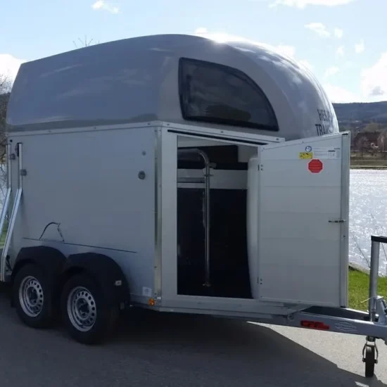Böckmann Champion R Pferdeanhänger - 2 Pferde Vollalu CFF-Fahrwerk Sattelkammer 2400kg – Bild 6