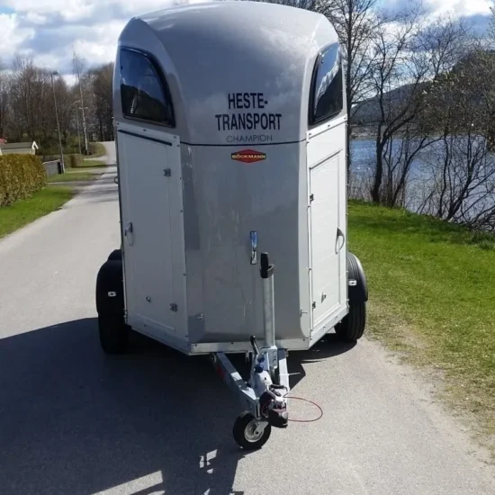 Böckmann Champion R Pferdeanhänger - 2 Pferde Vollalu CFF-Fahrwerk Sattelkammer 2400kg – Bild 12