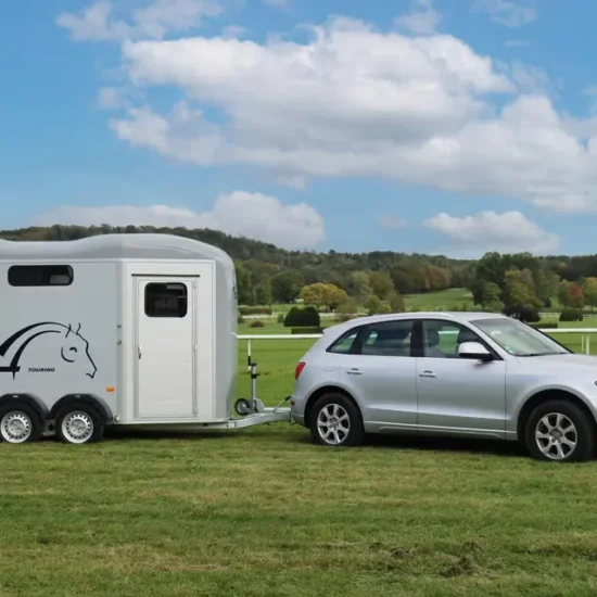 Cheval Liberté Touring Jumping - 2 Pferde Pferdeanhänger Vollalu Sattelkammer Pullman2 100km/h – Bild 2
