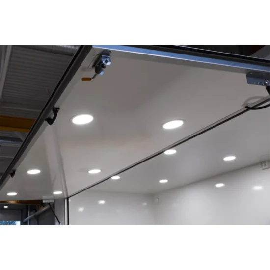 Respo 610 Messeanhänger - 2000kg Tandem Verkaufsanhänger Isoliert 230V LED Showroom – Bild 16