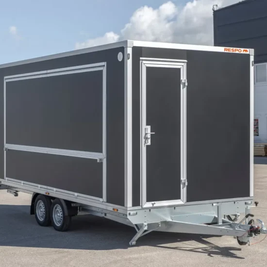 Respo 610 Messeanhänger - 2000kg Tandem Verkaufsanhänger Isoliert 230V LED Showroom – Bild 1