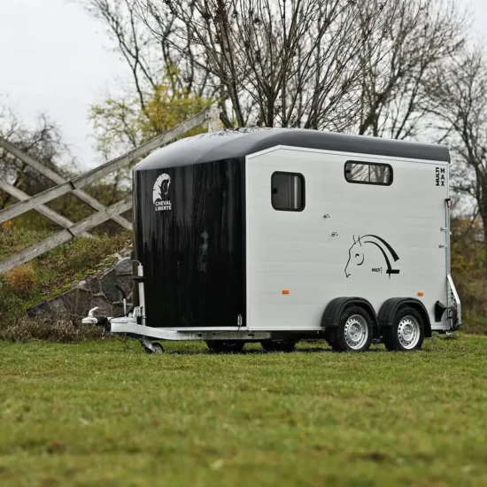 Cheval Liberté Multimax - 2 Pferde Diagonallader Frontausstieg Pullman2 Sattelkammer – Bild 1