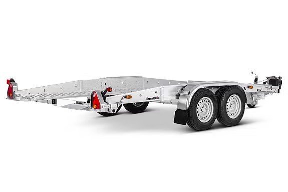 Brenderup 2513GT – Autotransporter mit KLAPPBARER AUFFAHRRAMPE & VERZINKTEM CHASSIS – 1650kg Nutzlast
