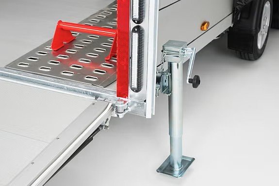 Debon Roadster 2000 – Autotransporter mit Elektro-Seilwinde & Rückfahrkamera – 1.320kg Nutzlast
