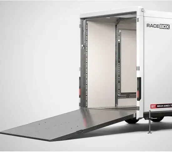 Brian James Race Box Geschlossener Autotransporter – Bild 4