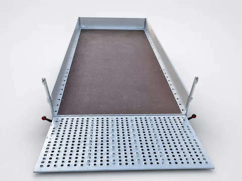 Temared Motas Multi 3-Achs Autotransporter – Hydraulisch Kippbar