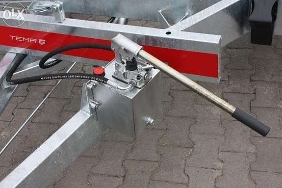 TEMA Tellus Pluss 3 aksling 3500kg – Kippbarer Autotransporter mit Aluboden – 3500 kg Nutzlast