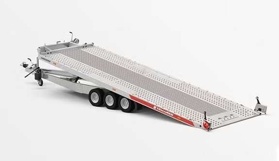 Temared Tellus Super – Autotransporter mit hydraulischer Kippfunktion